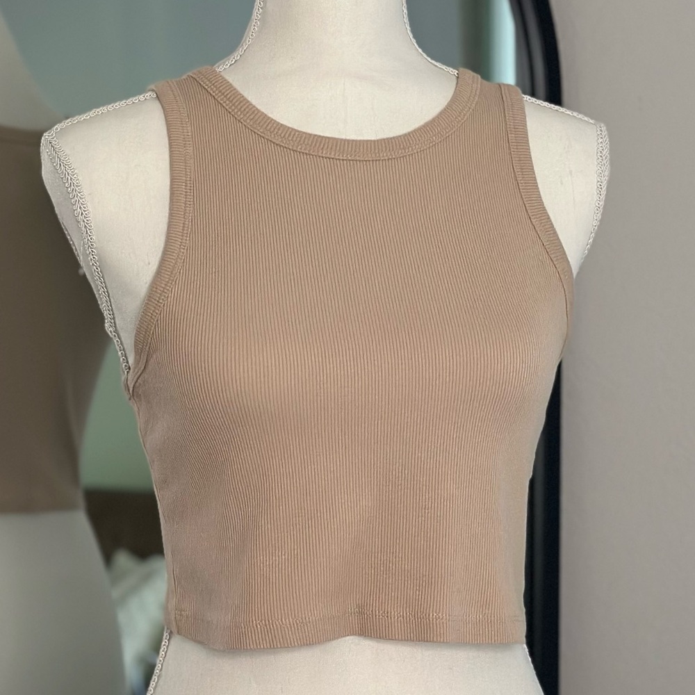 Medium H&M Tan Crop Top